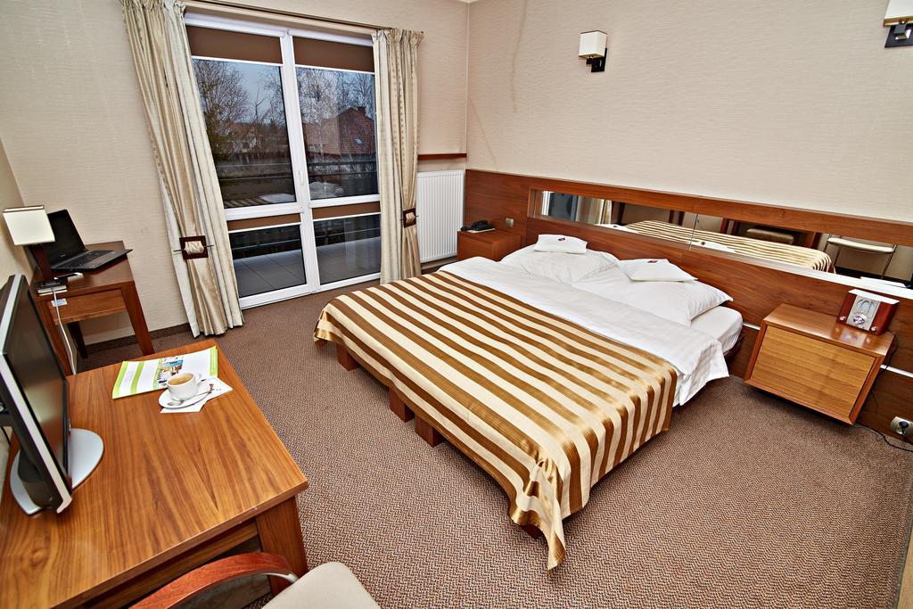 Hotel Ted Radomsko Værelse billede