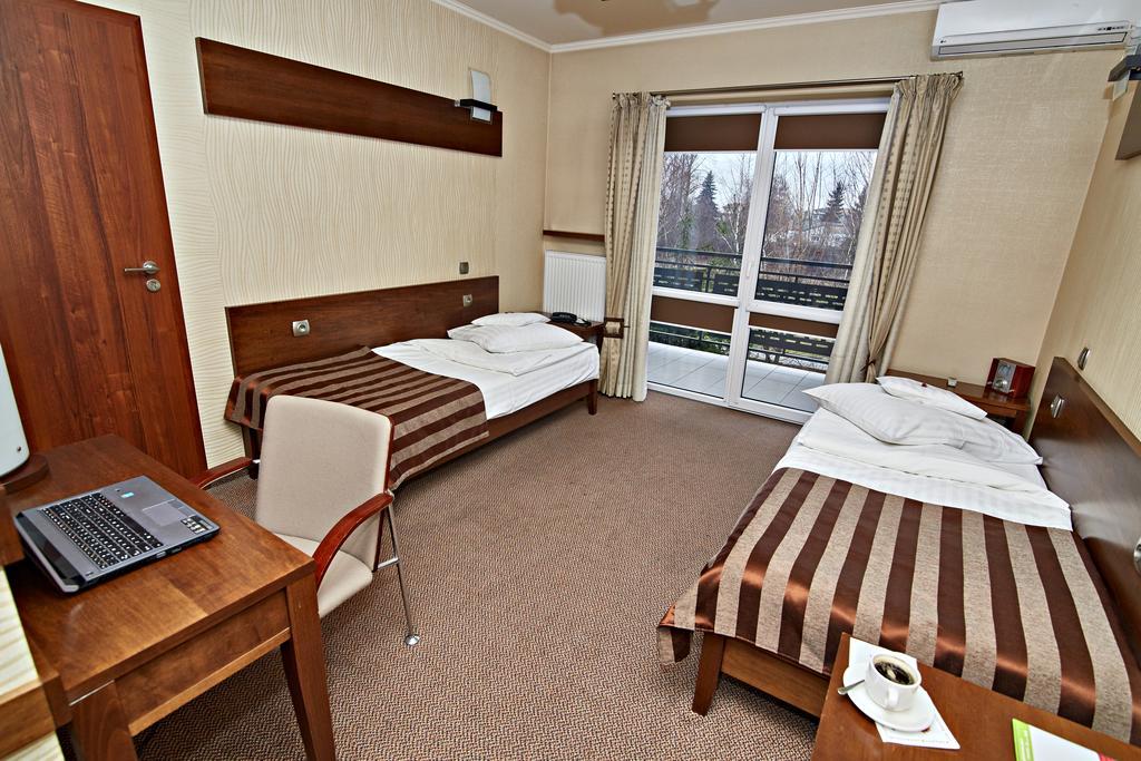 Hotel Ted Radomsko Værelse billede